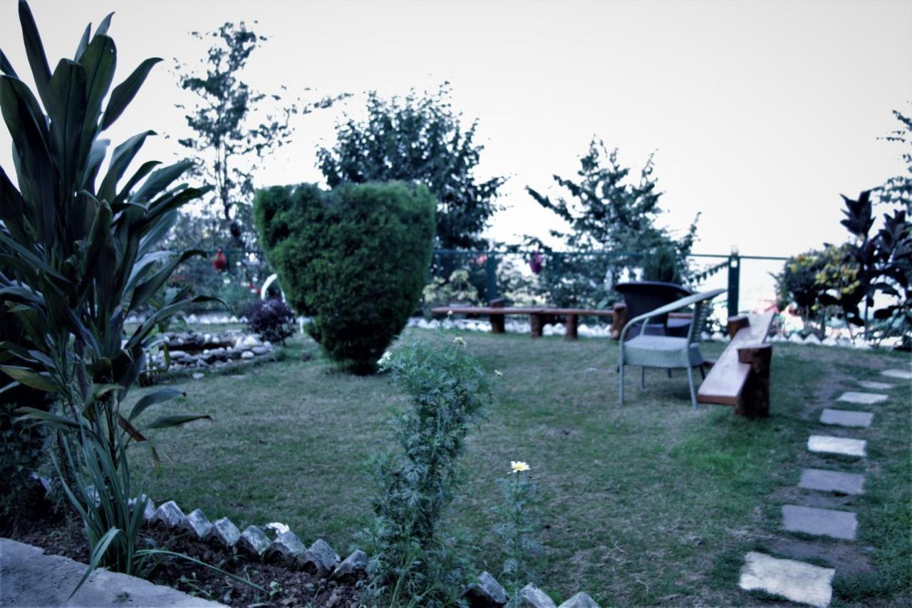 Wildleaf Kasauli Valley Homz Bed & Breakfast ภายนอก รูปภาพ