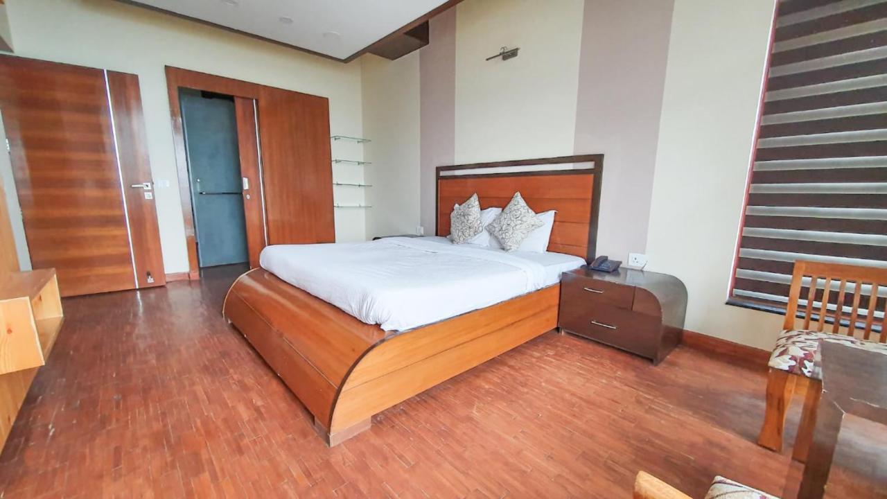 Wildleaf Kasauli Valley Homz Bed & Breakfast ภายนอก รูปภาพ